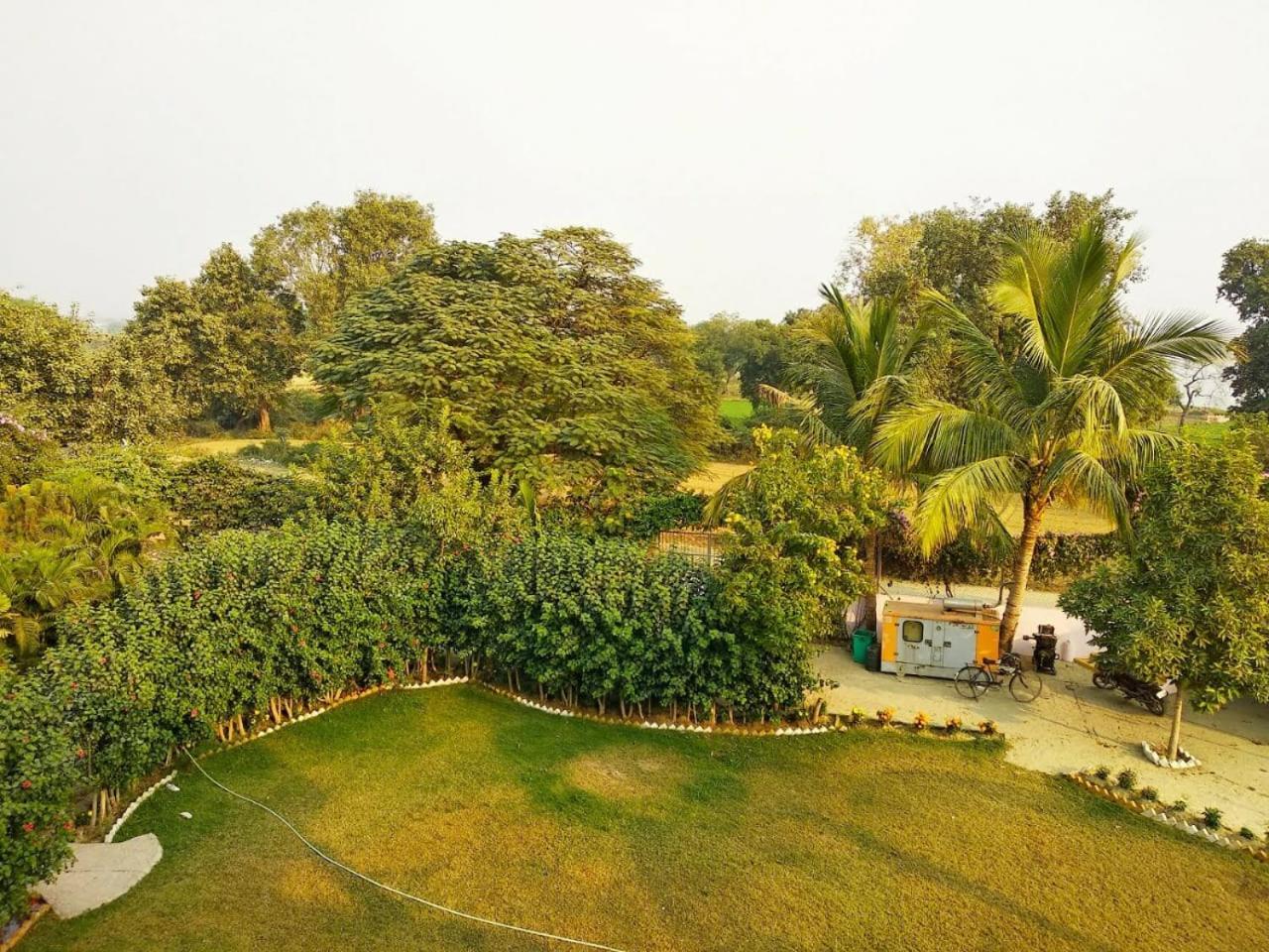 Vedic Villa Varanasi Exterior foto